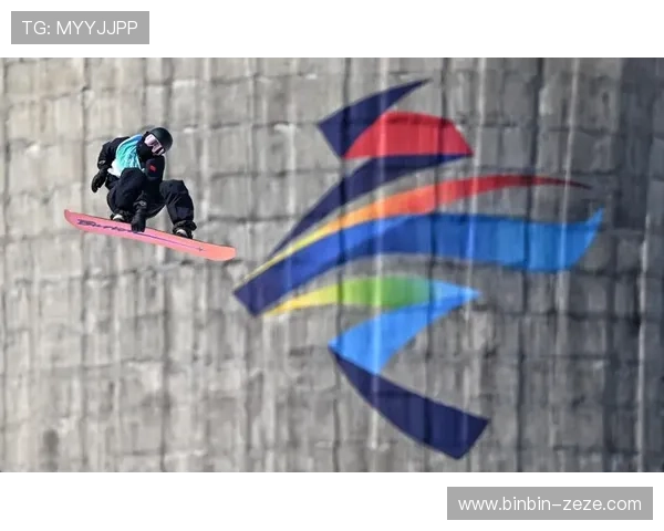 苏翊鸣三跳全高分强势摘金震撼